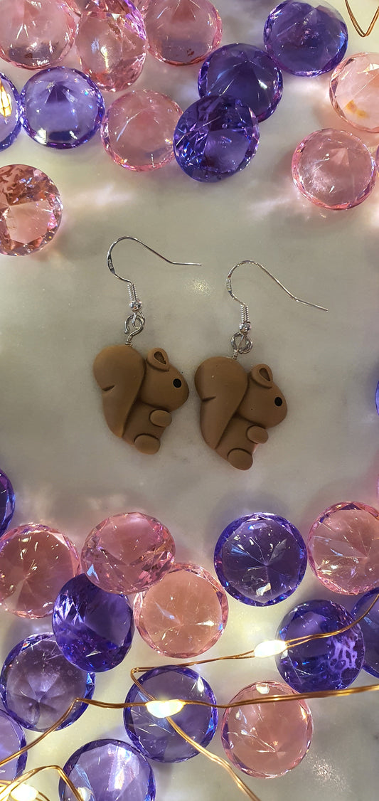 Secret Squirrel Brown Set of Earrings - Side Cut