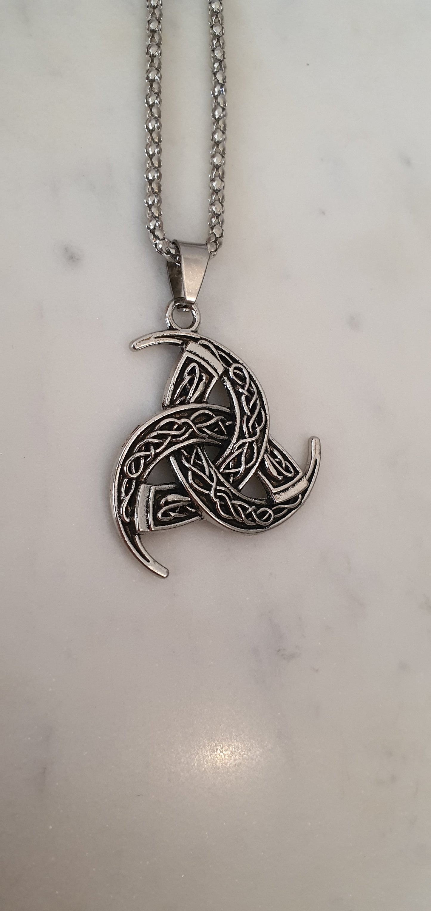 Viking Celtic - Odin Warriors Triple Knot Necklace