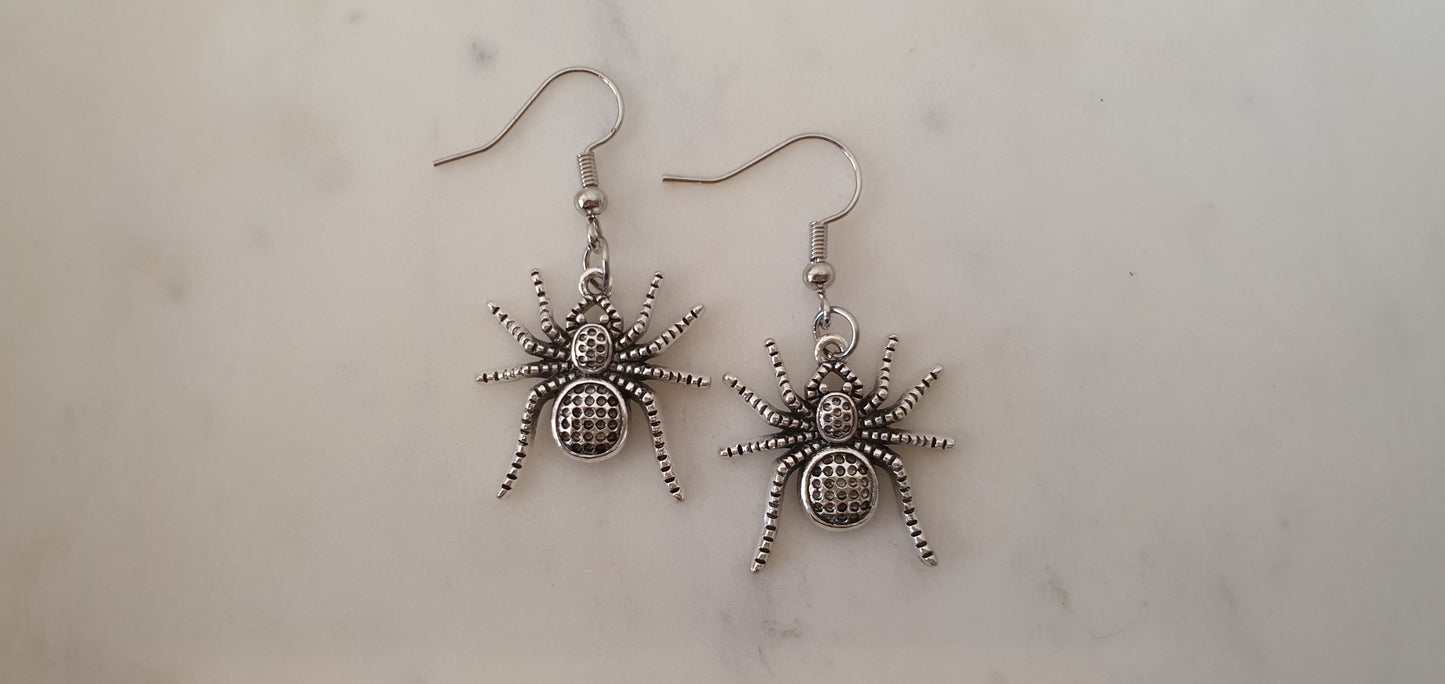 Goth Punk - Lattice Silver Spider Set of Earrings - Trendy Gothic