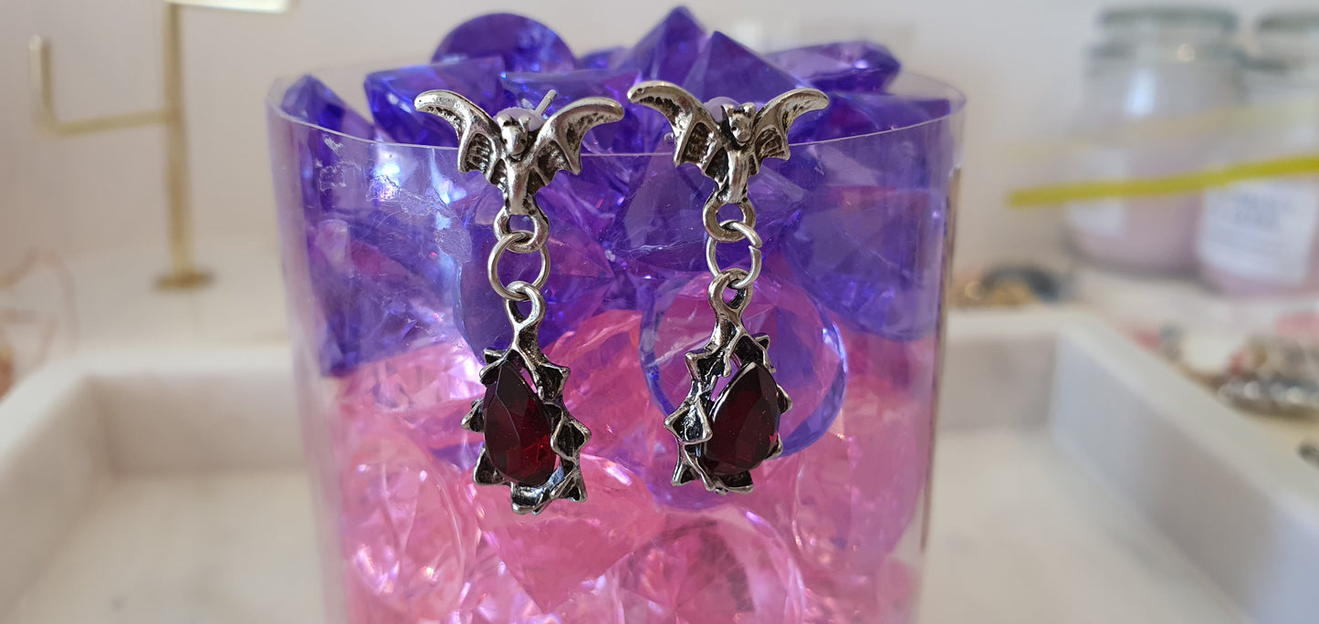 Goth Punk - Bat Drip Red Stone Set of Earrings - Trendy Gothic