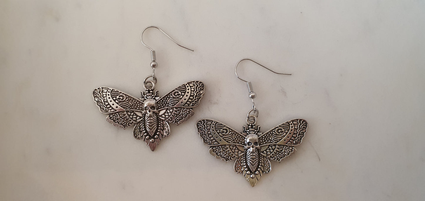 Goth Punk - Beautiful Mothman Set of Earrings - Trendy Gothic