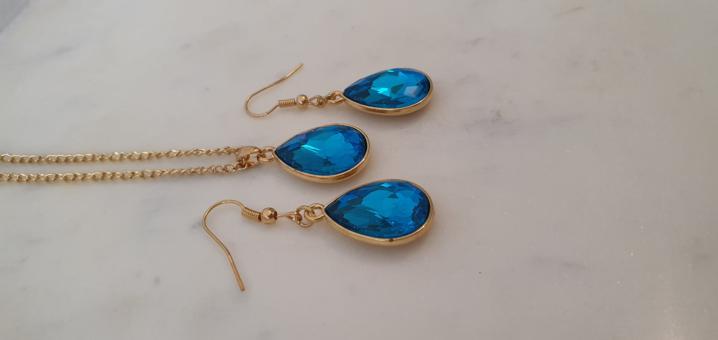 Stylish Bling Gold & Blue Teardrop Set of Earrings & Necklace