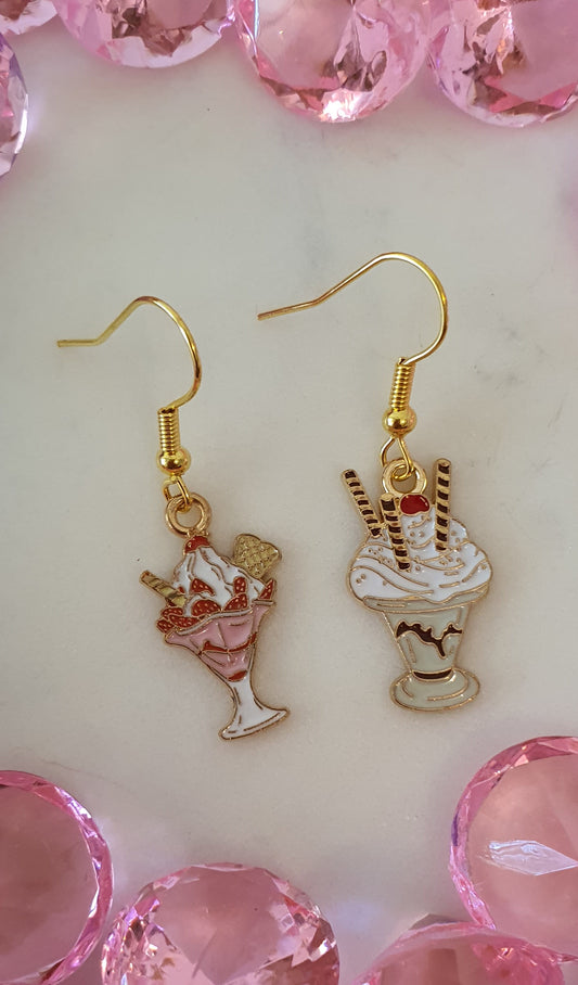 Ice Cream Sundaes - Strawberry & Choc Delight - Set of Earrings